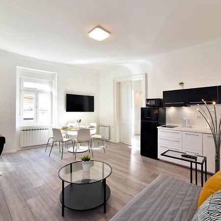 Agape Zagreb Apartments מראה חיצוני תמונה